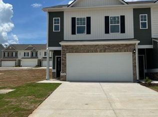 2710 Castle Rd, Columbia, TN 38401