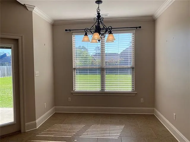 116 Fayedaye Dr — Photo 9