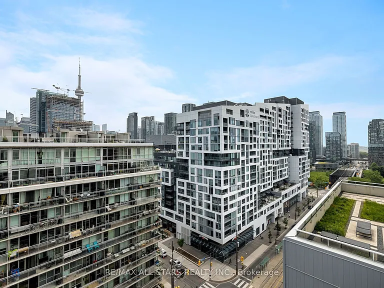 60 Bathurst St #Penthouse 1011 — Photo 31