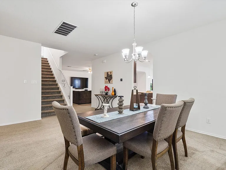 1208 Ravenside Cv — Photo 9