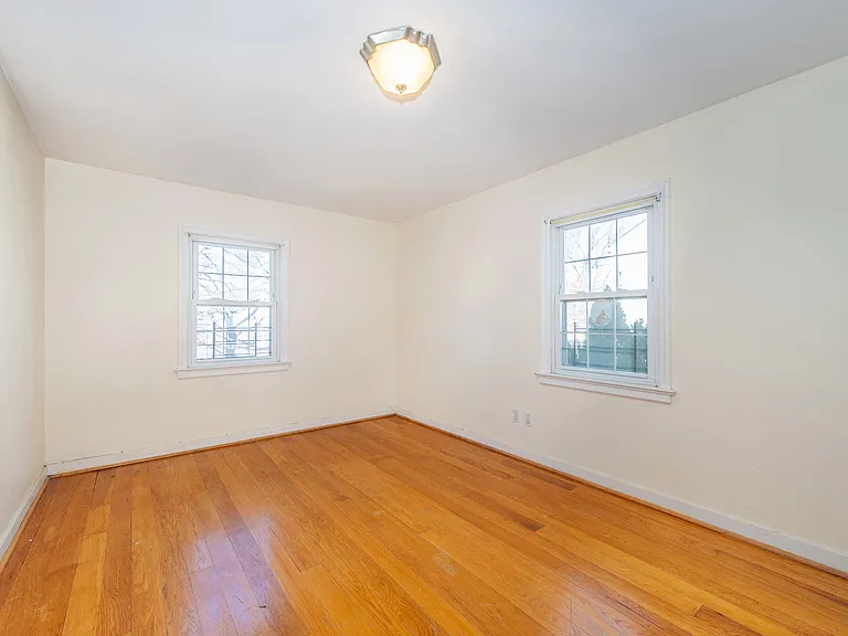 93 Elycroft Pkwy — Photo 14
