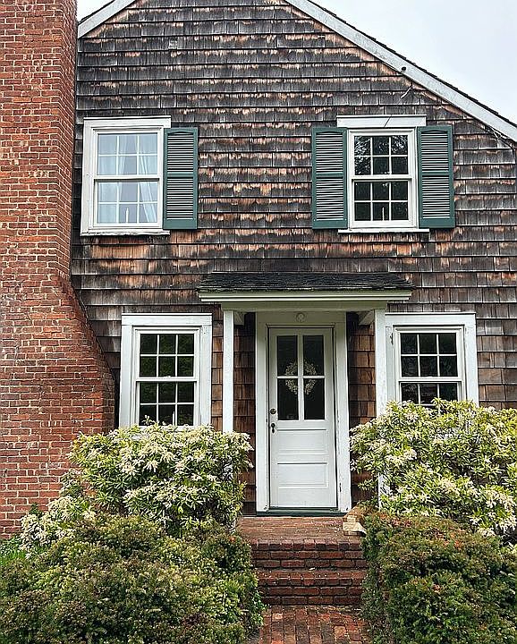 2nd image of 178 Harbor Rd