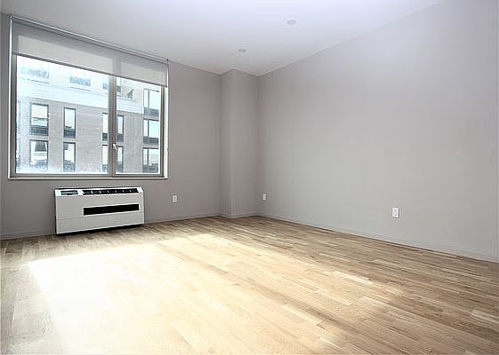 5th image of 1511 Bedford Ave #10S