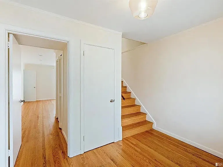 3 bed, 1370 sqft, $6,300 — Photo 2