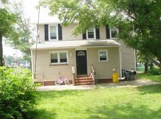 310 Front St, Delran, NJ 08075