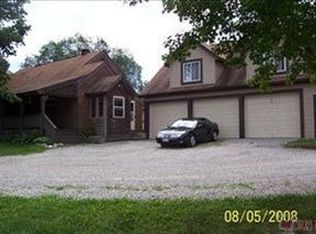 8916 Seasons Rd, Streetsboro, OH 44241