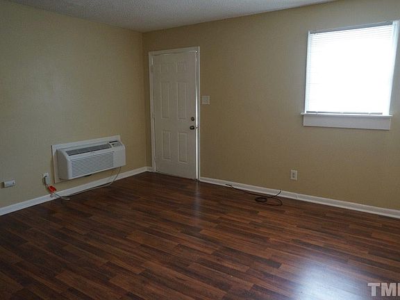 5th image of 1217 Hearthside St #A