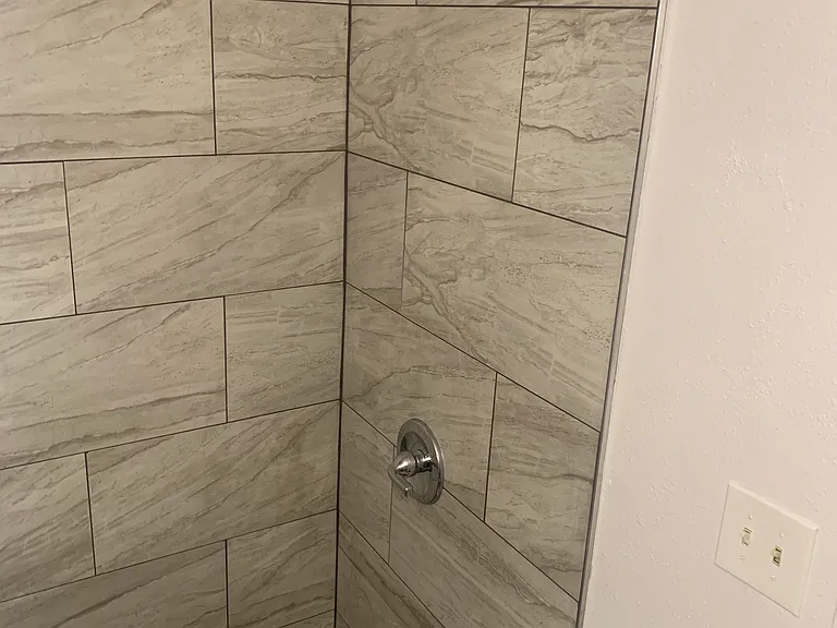 New Shower Surround_12132021
