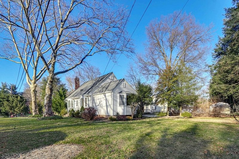 1215 Sunnyfield Ln, Scotch Plains, NJ 07076 Zillow