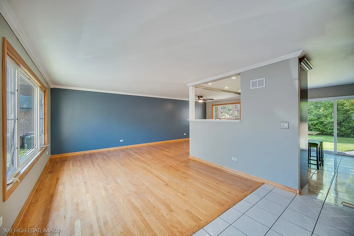 Building Photo - 6408 180th St
