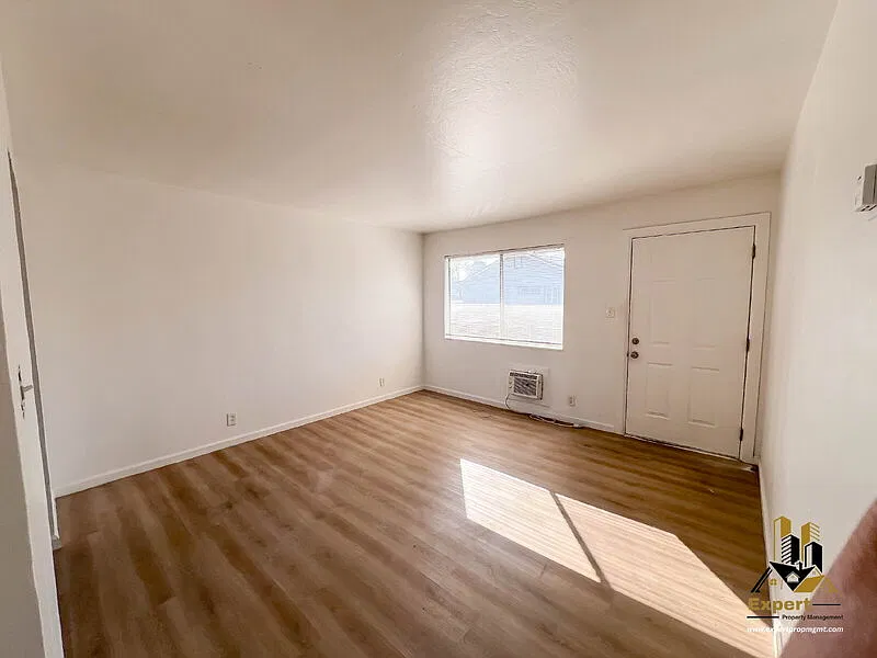 2 bed, 1.0 bath, $1,350 — Photo 1