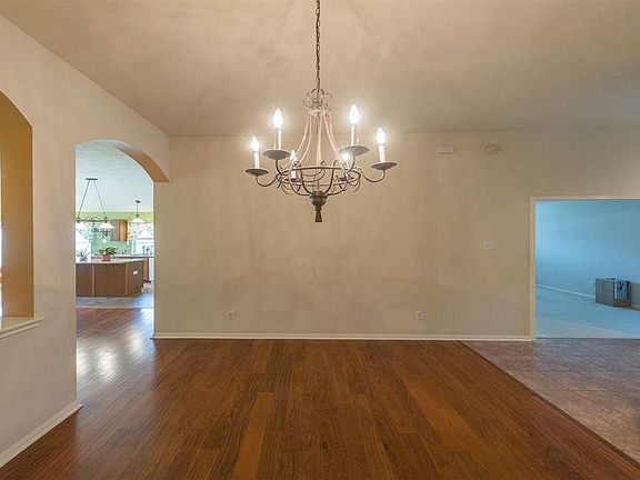4th image of 3298 Bend Cove Ct