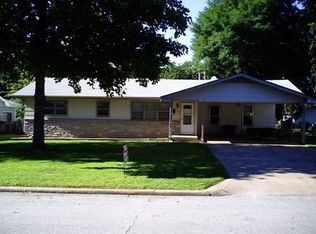 1317 E Cambridge St, Springfield, MO 65804