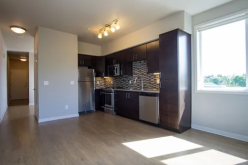2250 NE Glisan St Photo 1