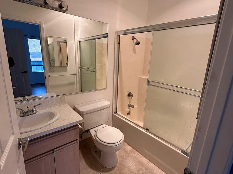 1510 S Sherbourne Dr #203 — Photo 9