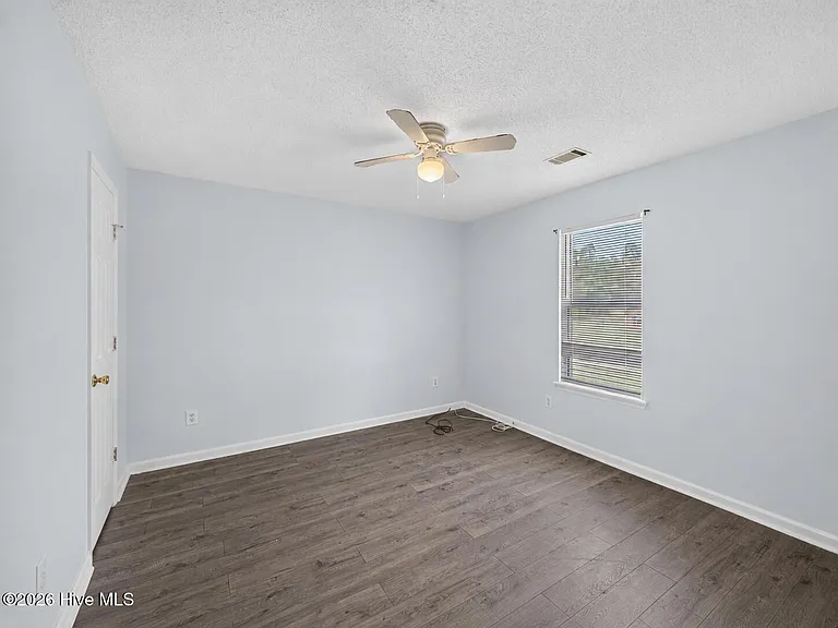4810 Golden Leaf Ln — Photo 14