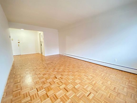 5th image of 60-15 Woodside Ave #4