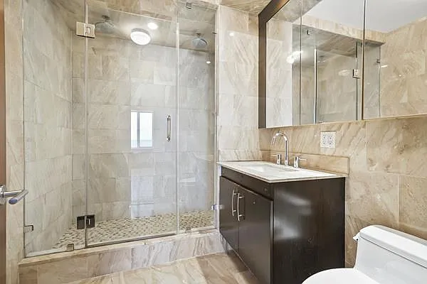 Sold by Avenue Sotheby's International Realty | media 12