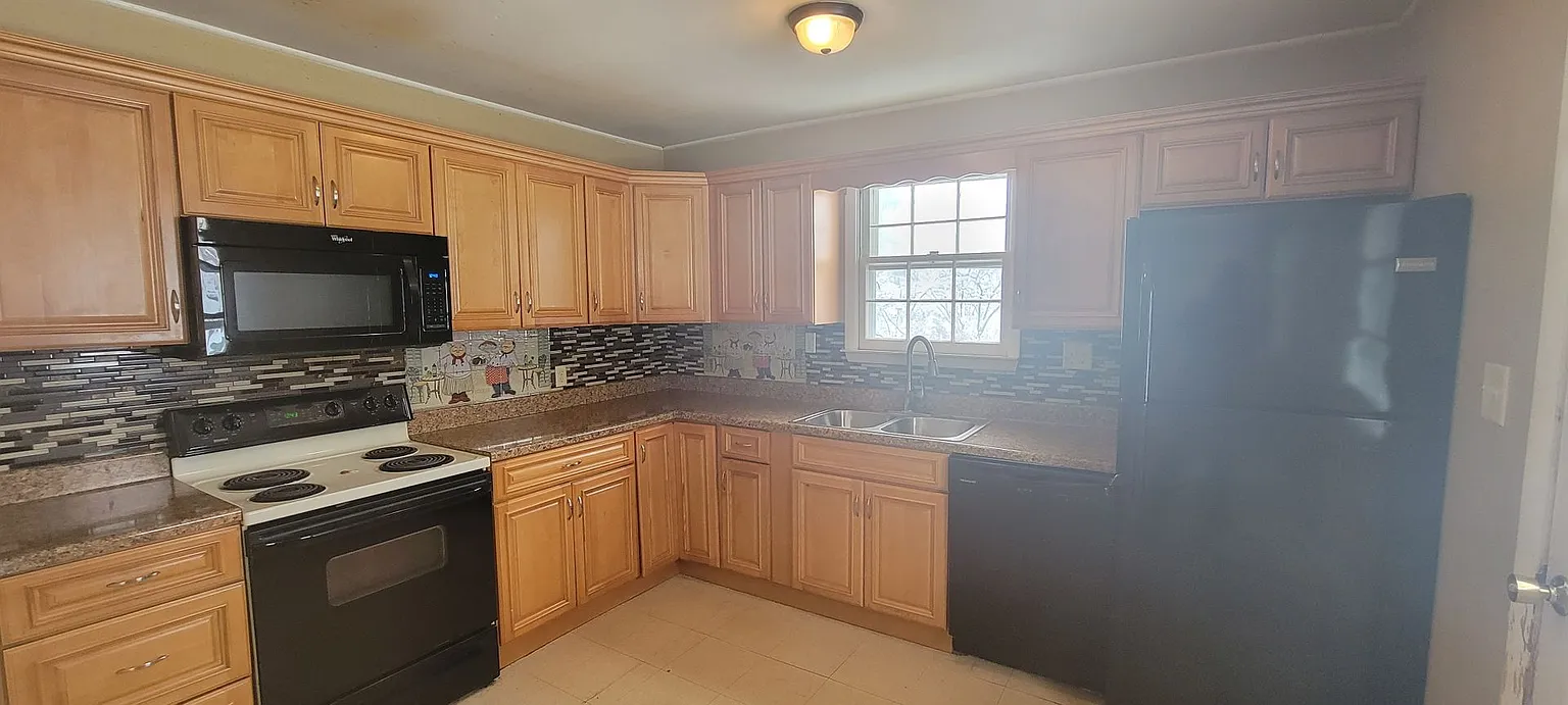 407 Arcadia Ave photo 1