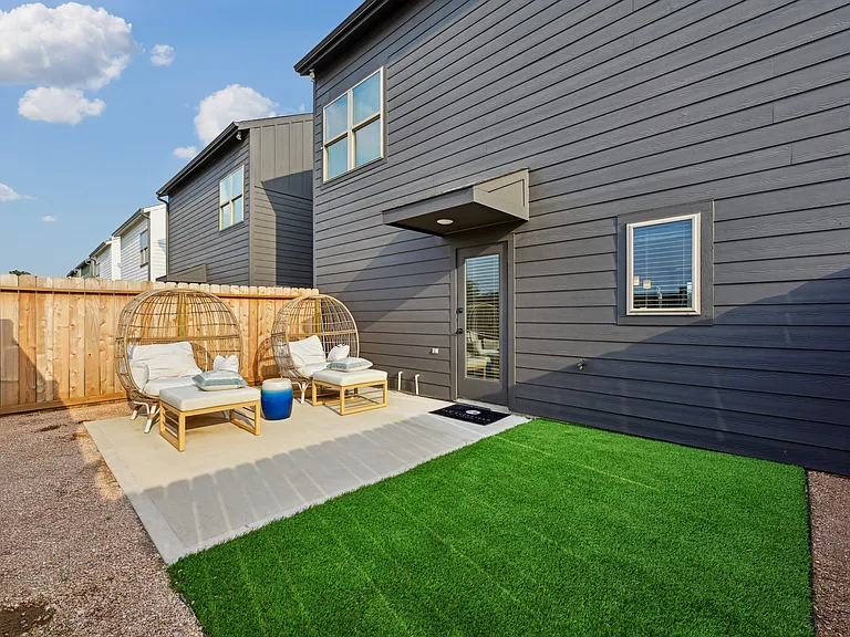 Private fenced in backyard with every home!