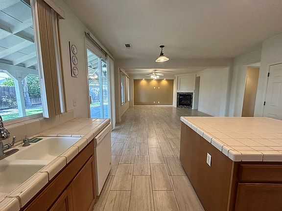 3rd image of 5013 Gold River Ct