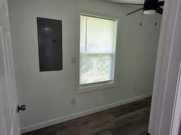 2123 Highland Rd — Photo 13