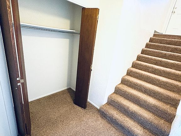 4th image of 1609-1615 Glenhaven Dr #1611