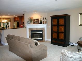 2 Cardigan Ct, Tilton, NH 03276