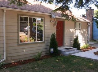11067 Woodley Ave S, Seattle, WA 98178