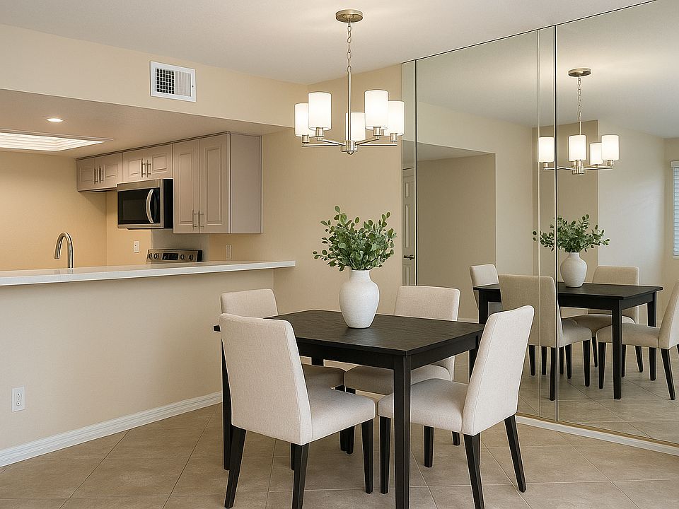 Dining room (virtual staging)