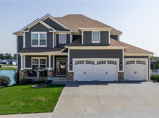 4405 Valley Ridge Dr, Saint Joseph, MO 64505
