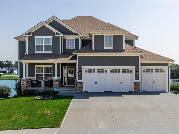 4405 Valley Ridge Dr, Saint Joseph, MO 64505
