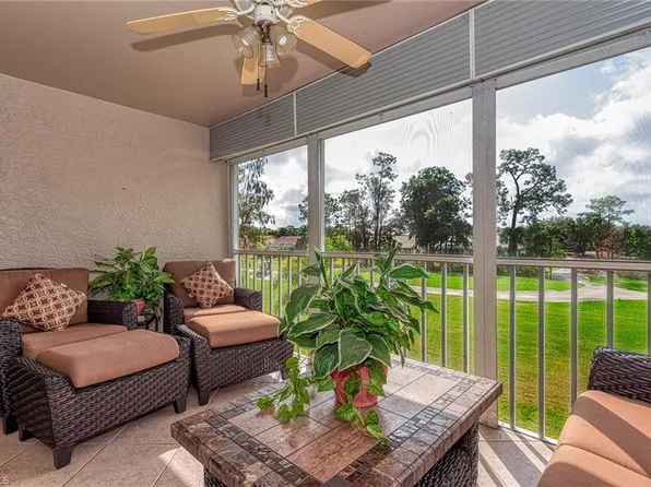 6860 Dennis Cir APT 204, Naples, FL 34104