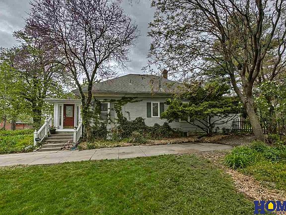 3rd image of 1144 Stillwater Ave