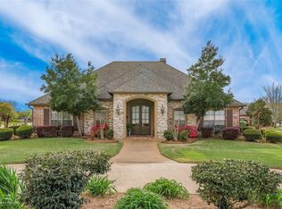 61 Turnbury Dr, Bossier City, LA 71111