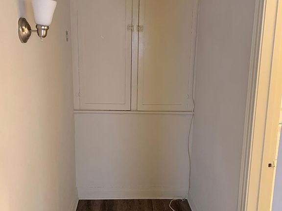 5th image of 325 S Glendale Ave APT 3