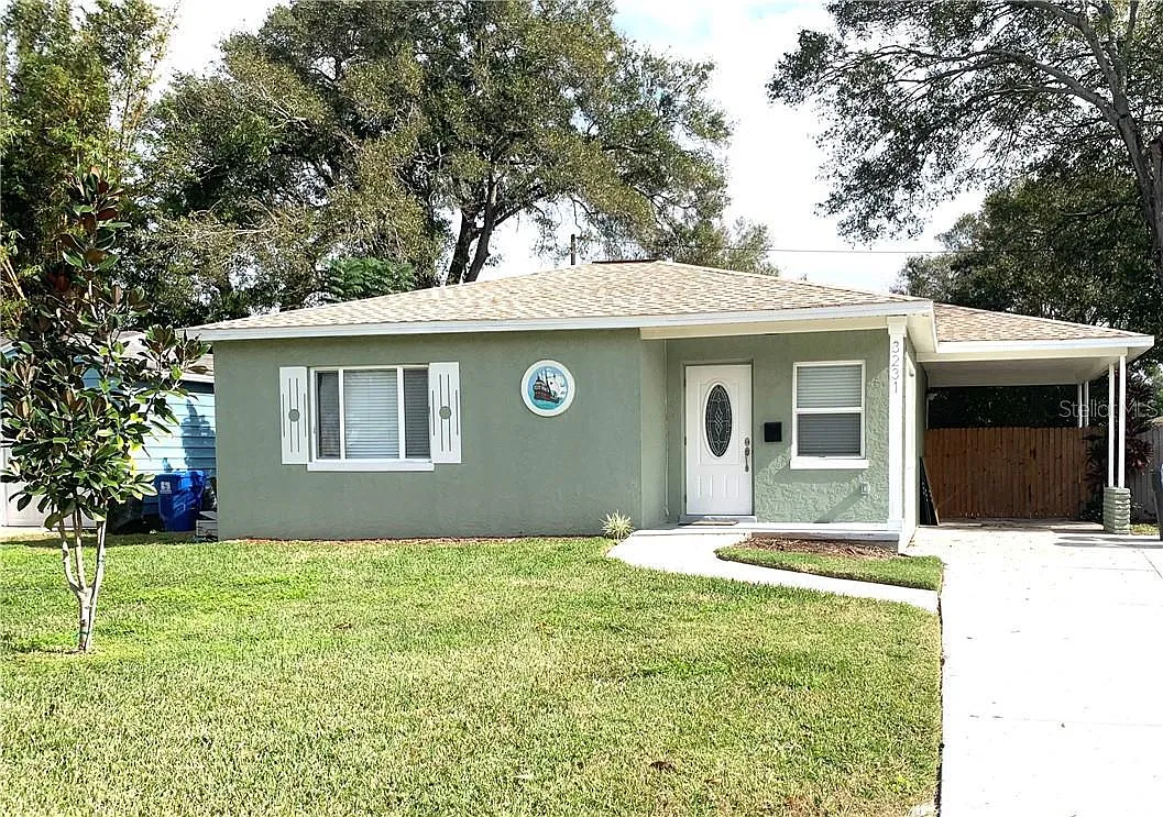 2 bed, 950 sqft, $2,400 — Photo 1