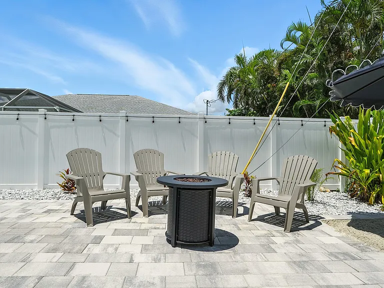 4226 SW 13th Ave — Photo 55