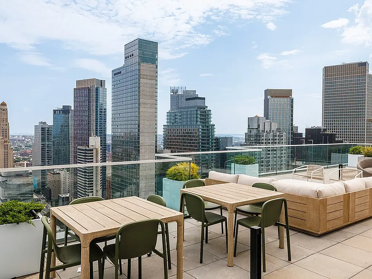 240 Willoughby St #12Q — Photo 43