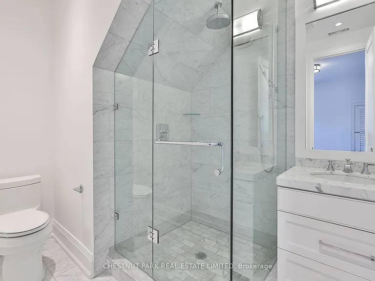 16 Scarth Rd #1 — Photo 31