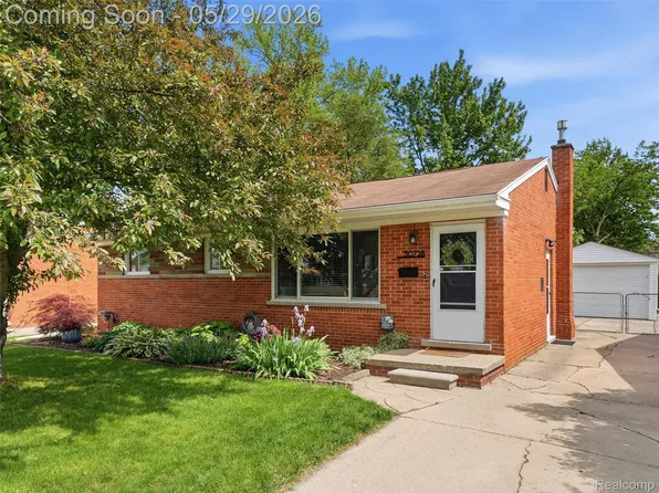 30728 Whittier Ave, Madison Heights, MI 48071