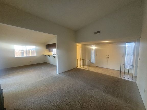 4th image of 8976 Autumnwood Dr