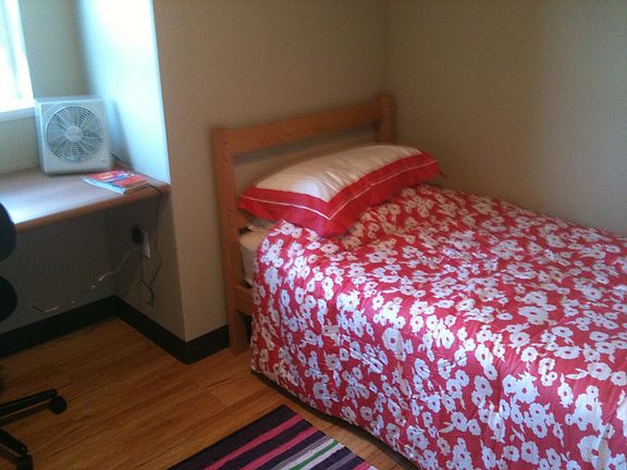 3rd image of 4735 21st Ave NE