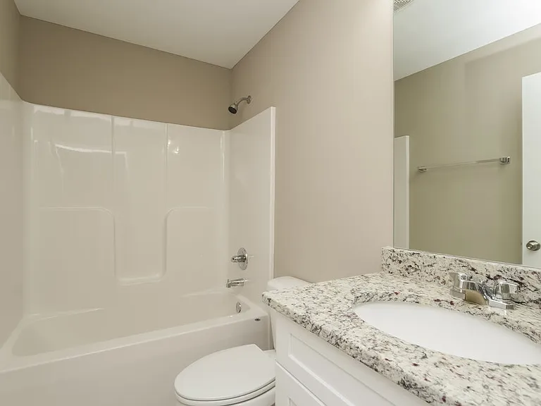 723 Fieldcrest Dr — Photo 15