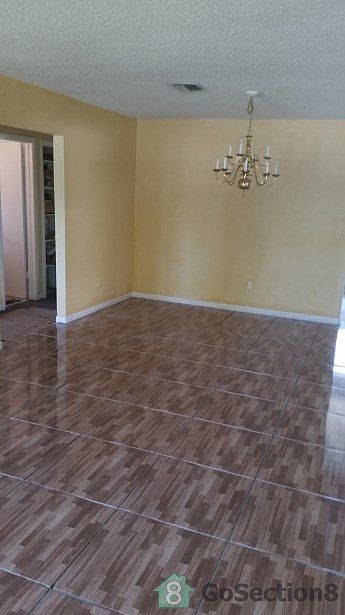 2nd image of 4031 SW 25th St
