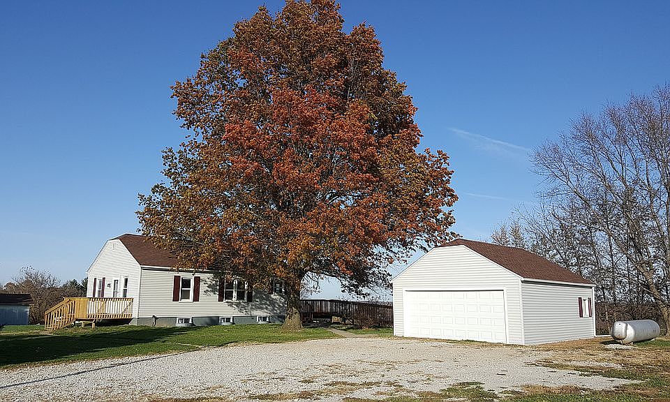 House & 2 Car Garage South 