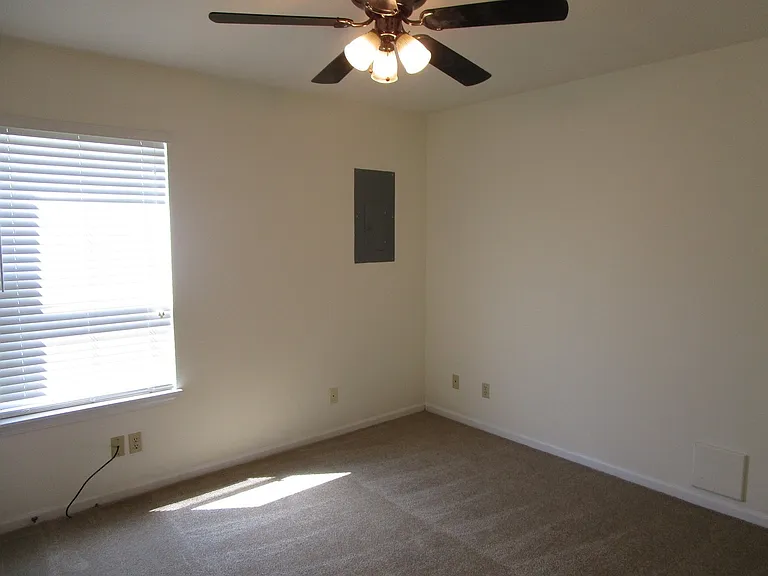 2404-2406 Calder Ct. — Photo 12