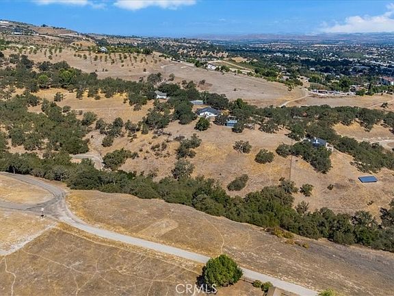 5th image of 350 Robles Rd
