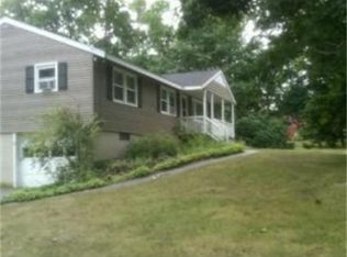 11 Pond Rd, Derry, NH 03038