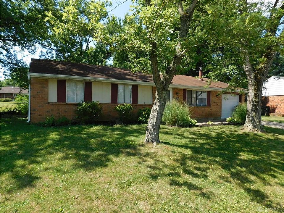 1st image of 10 Bursley Ct